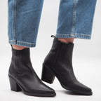 B-15 BOTIN COWBOY PIEL NEGRA