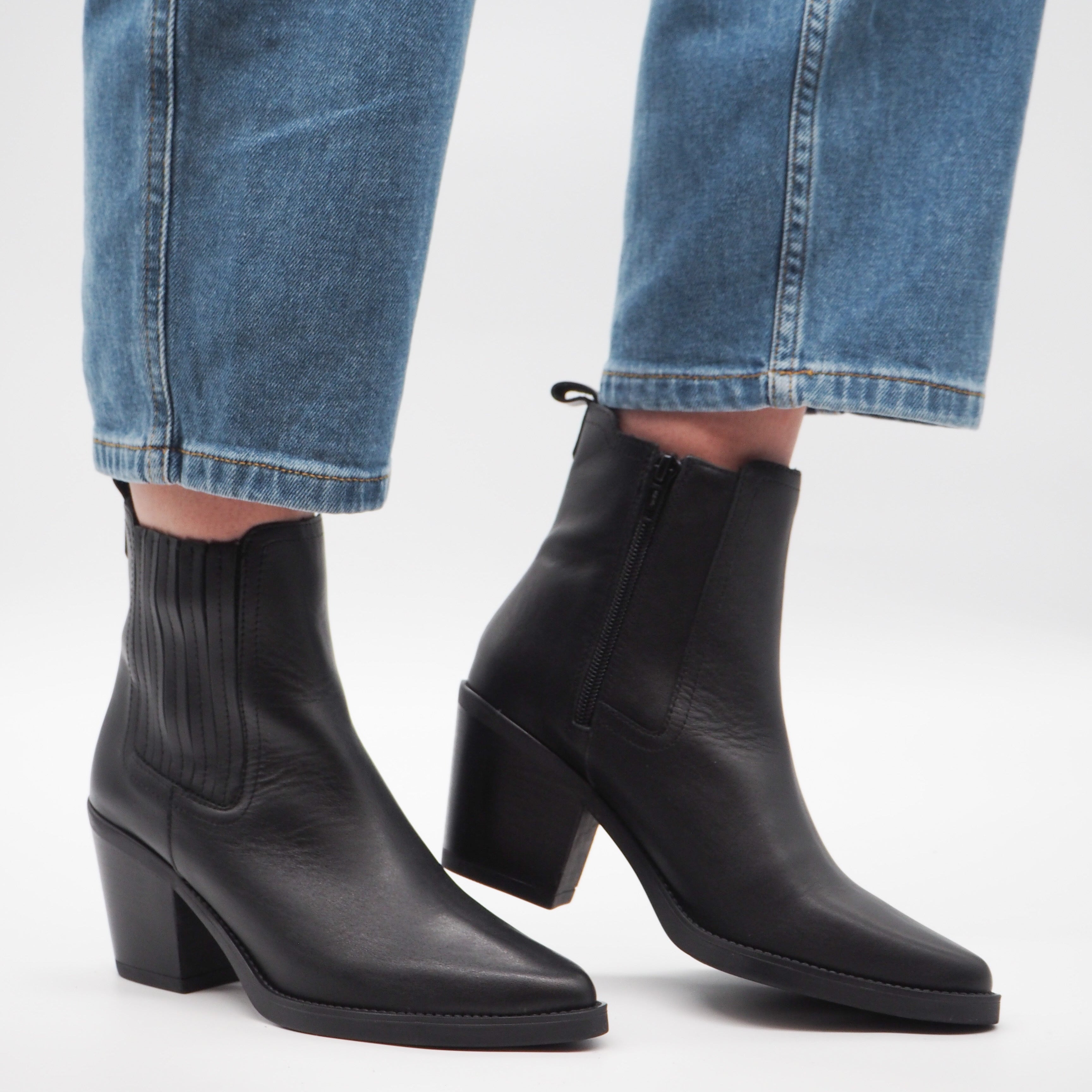 B-15 BOTIN COWBOY PIEL NEGRA