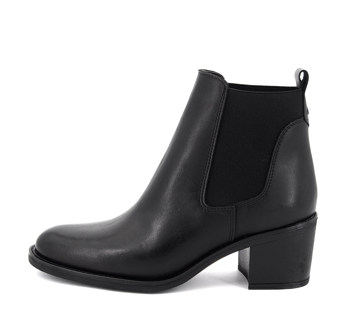 2202 P BLACK BOOT
