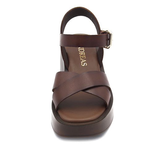 SANDALIA PLATAFORMA MARRON A7407 P VE25|48
