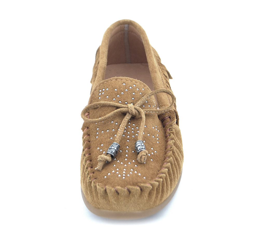 A7767 MOCASÍN SERRAJE FLECOS Y TACHAS CAMEL