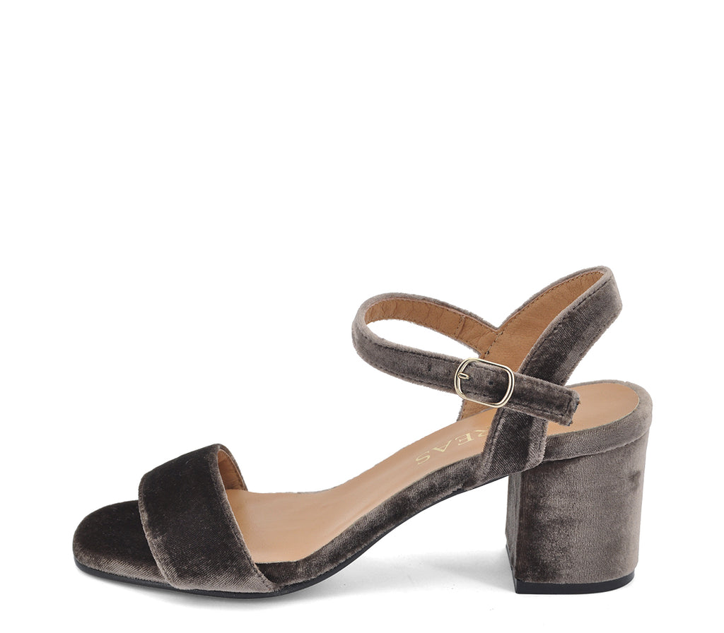 A4914 SANDALIA TACÓN TERCIOPELO TAUPE