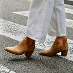 2582 SUEDE LEATHER STUD BOOT