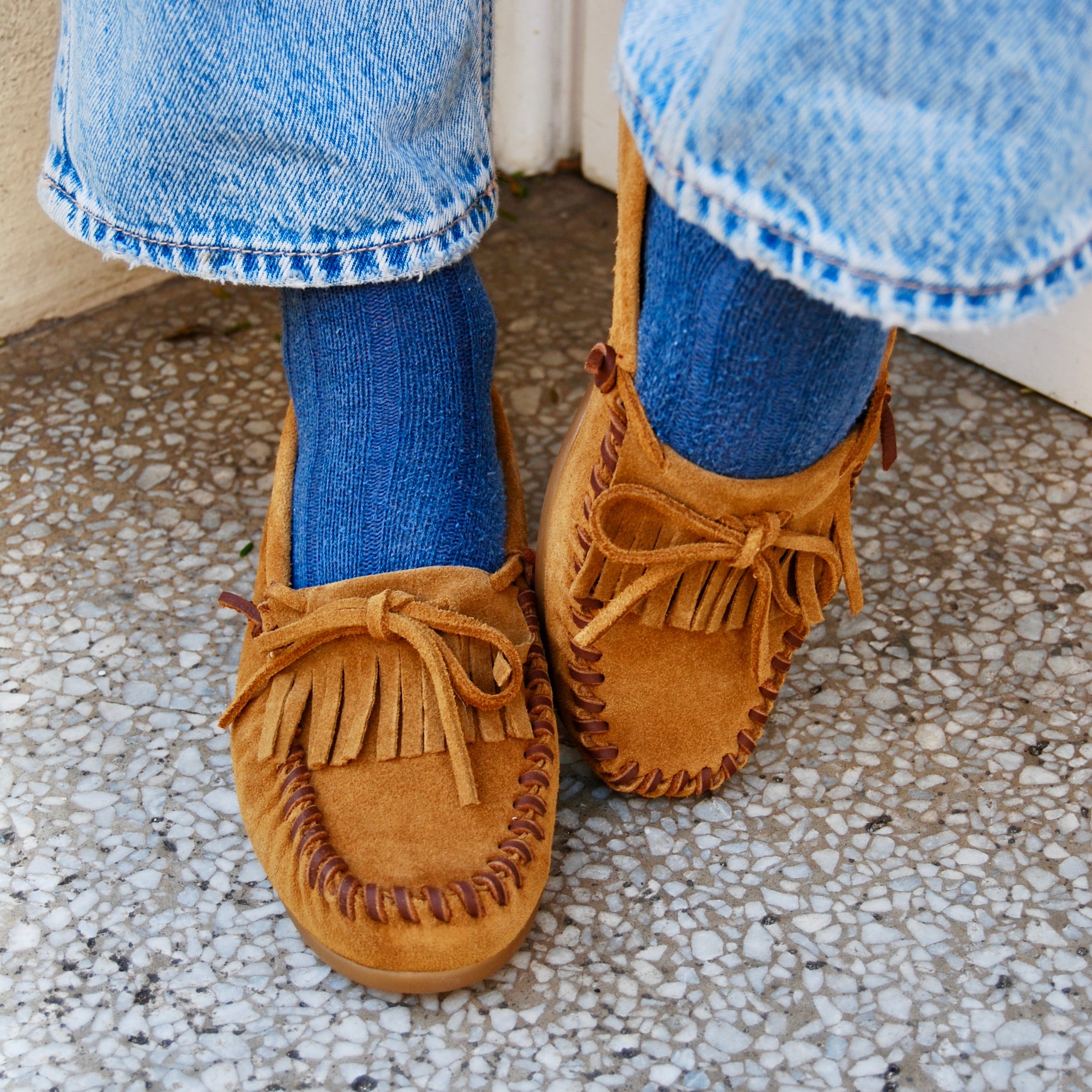 A7766 MOCASÍN SERRAJE FLECOS CUERO