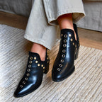 5654 BOTIN TACHAS PIEL NEGRA