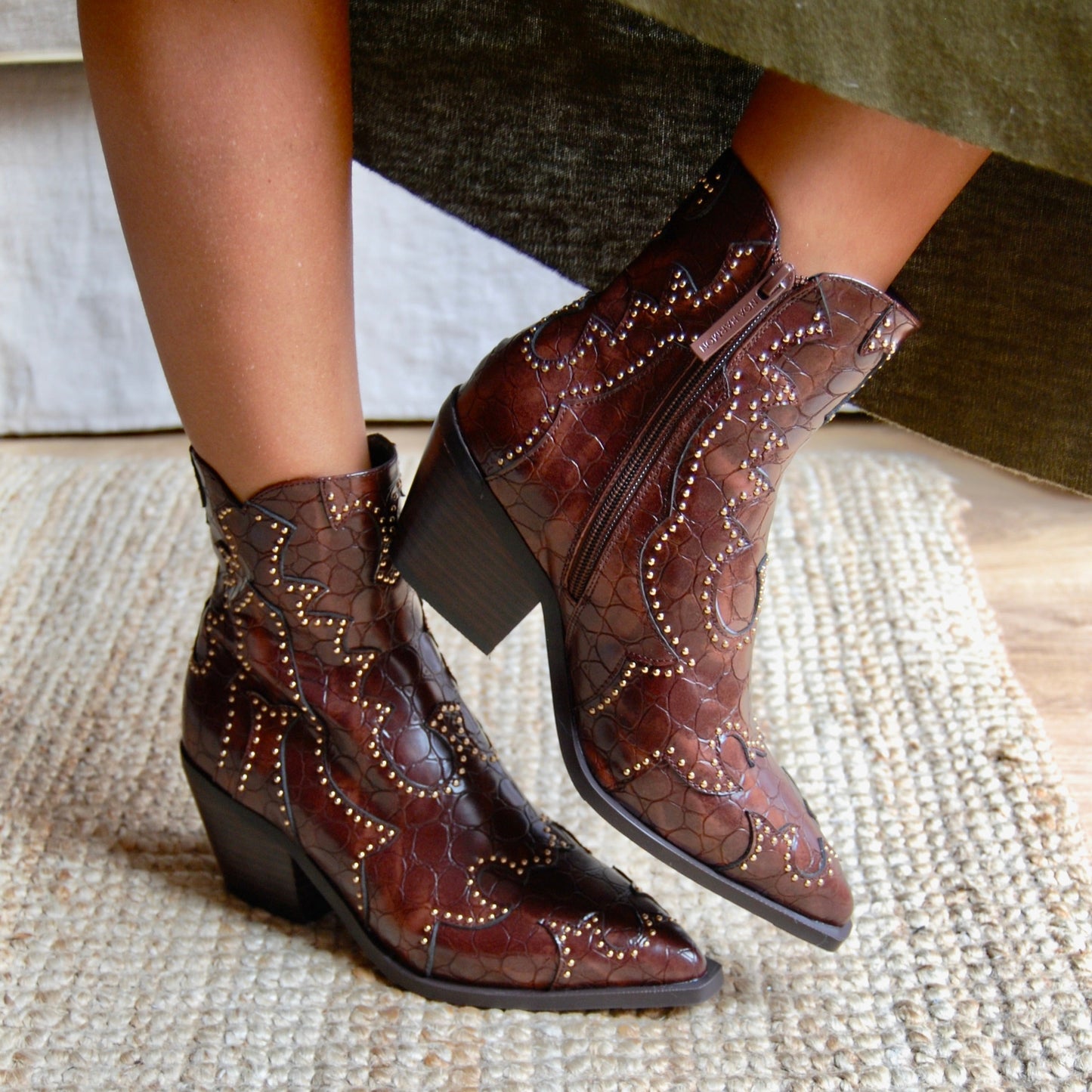 9098 LEATHER COUNTRY BOOT
