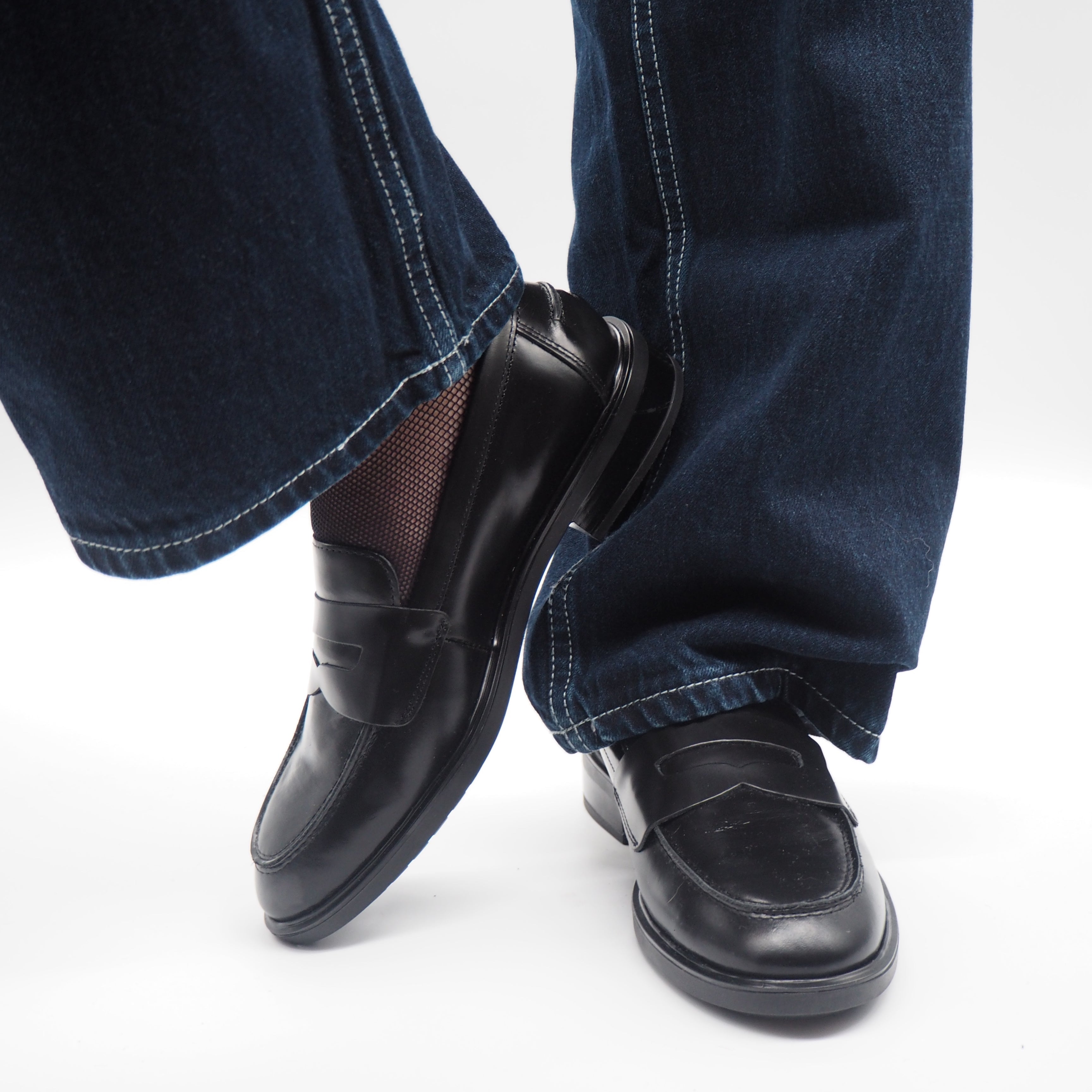 K-8 MOCASÍN PIEL NEGRA