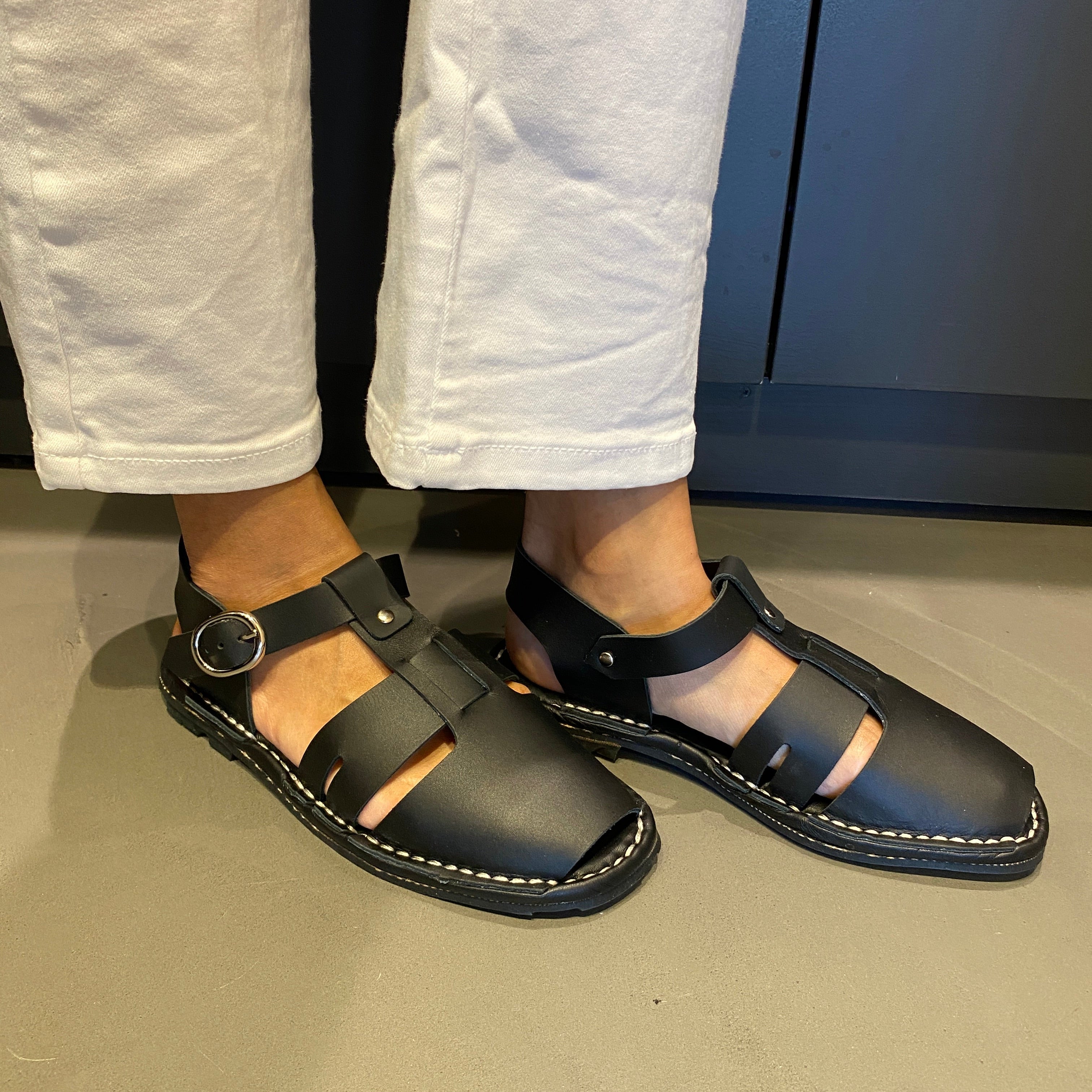 BLACK SANDAL F-05 P VE25|15