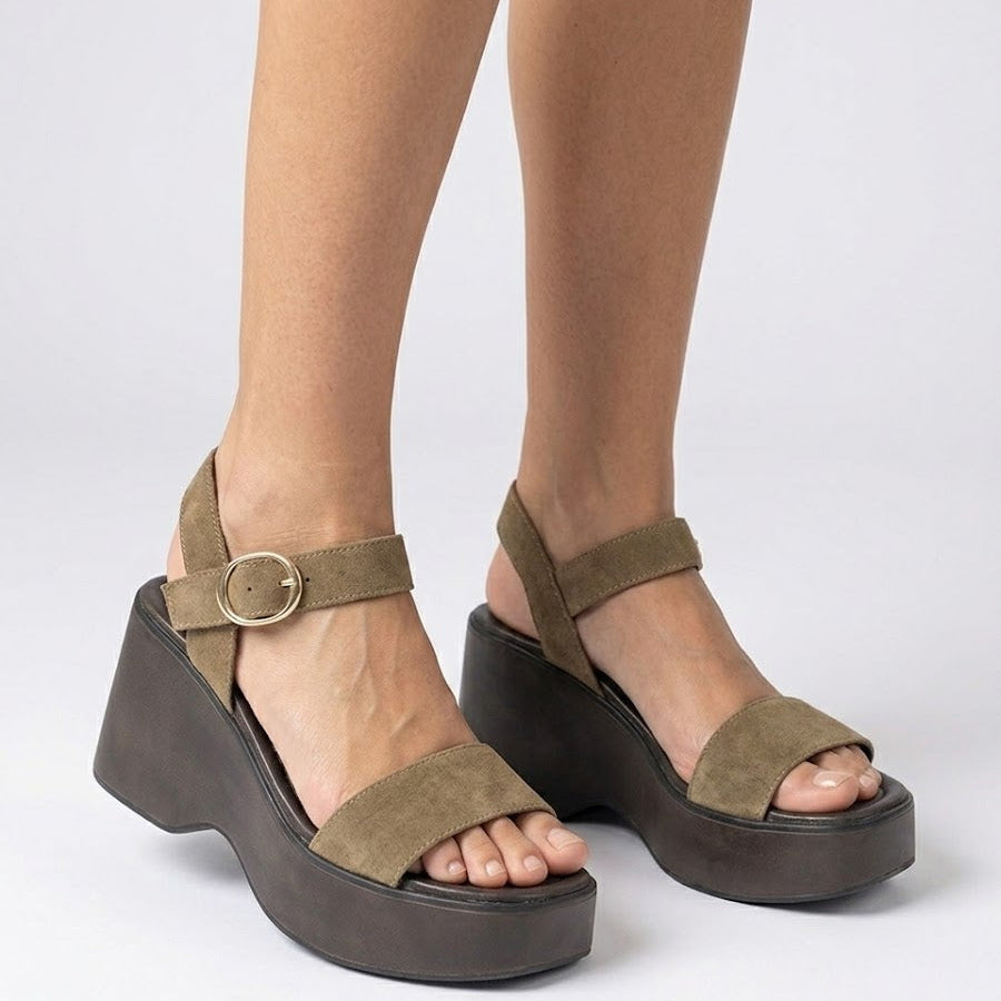 S-14 SANDALIA PLATAFORMA SERRAJE MARRÓN