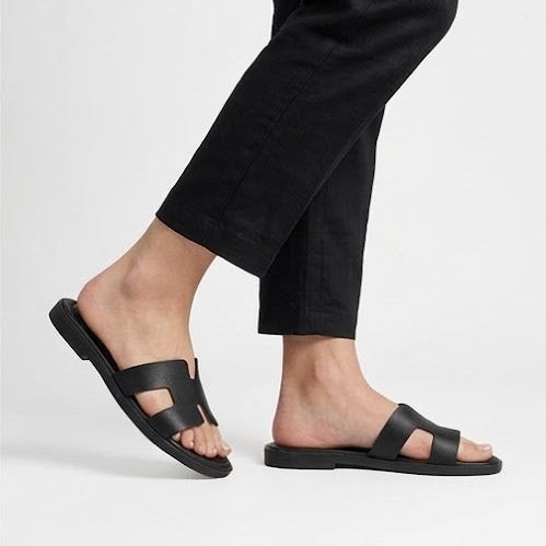 F-18 SANDALIA PALA PIEL NEGRA