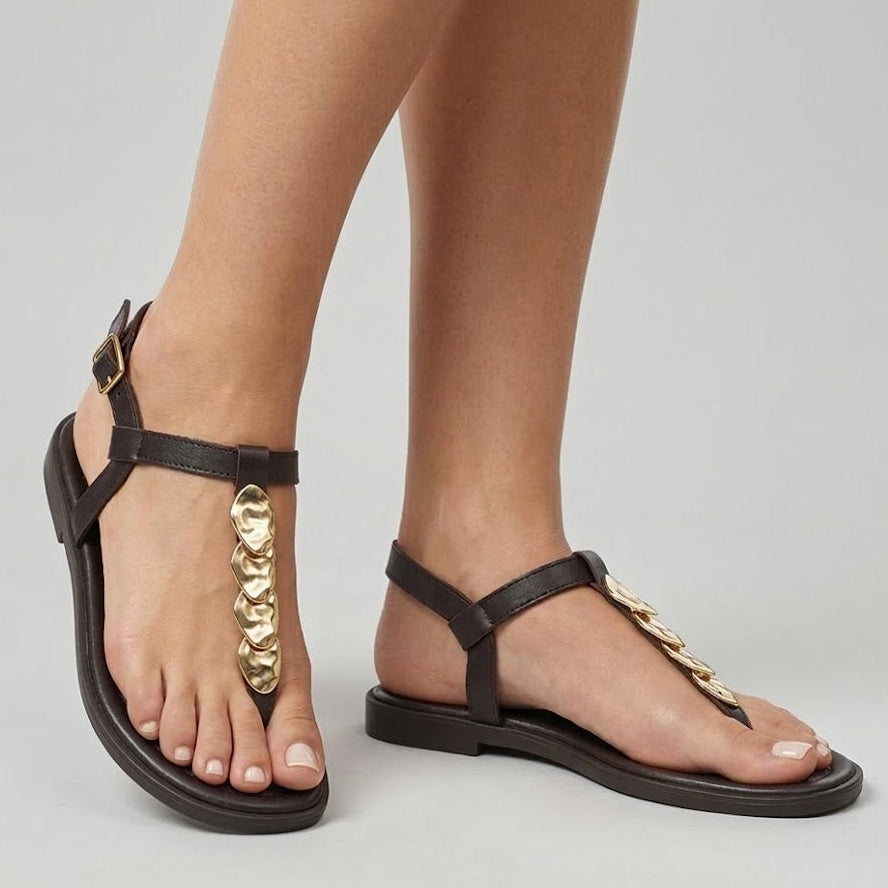 S-12 SANDALIA MARRÓN PIEZAS DORADAS