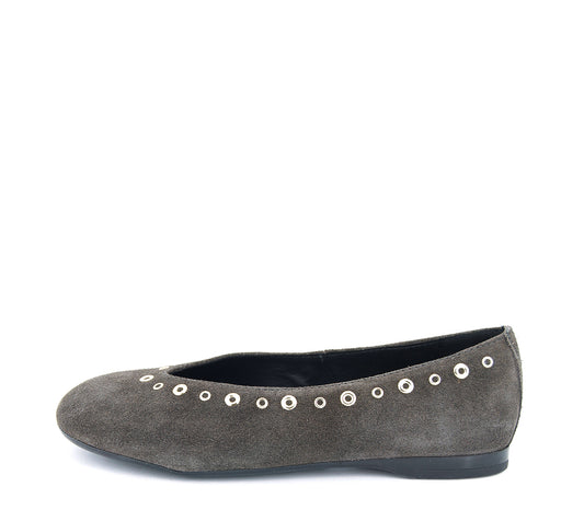 K11 GREY SHOE