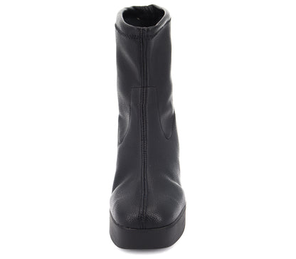 K1 BLACK HEEL BOOT