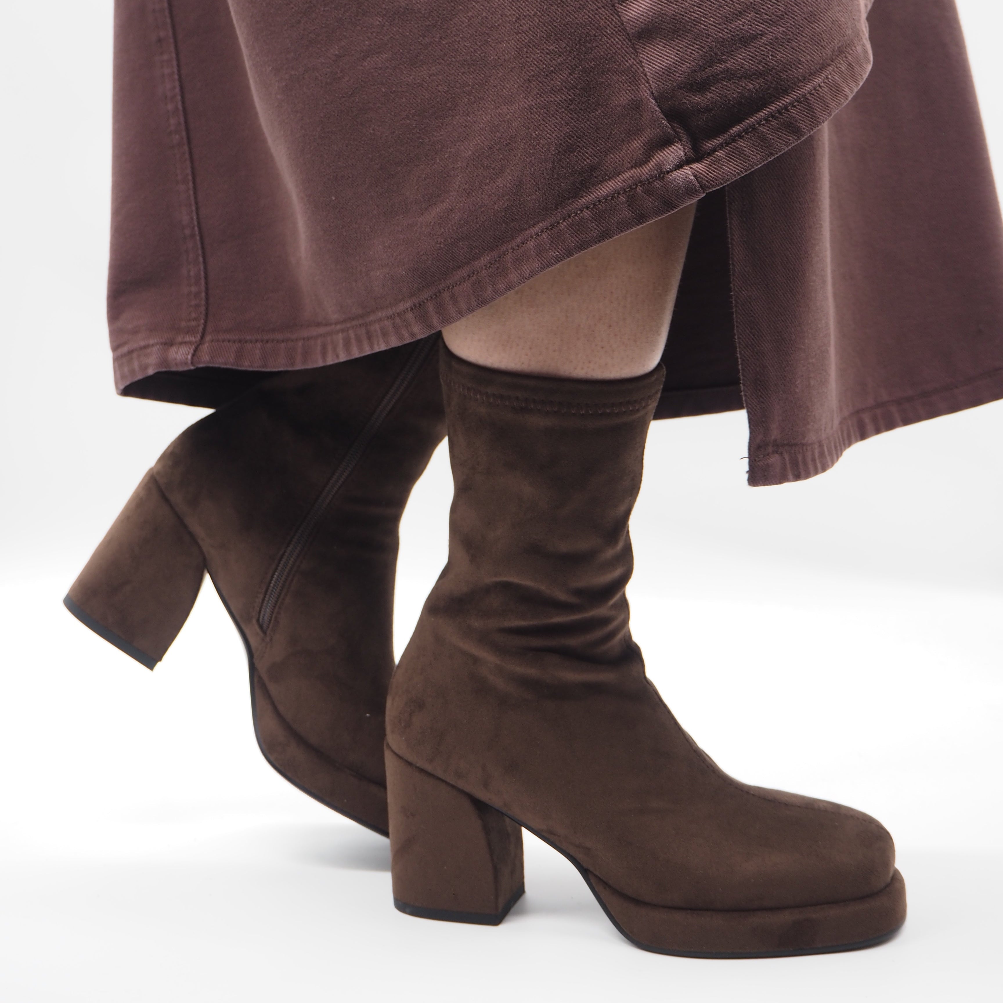 9821 BOTÍN ANTELINA MARRON