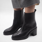 5222 BOTIN PIEL NEGRA